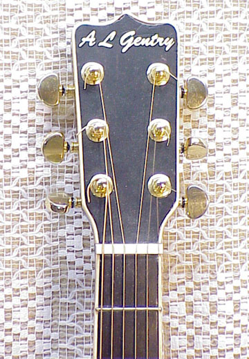 Dreadnaught-Style Rosewood 2-piece Headstock View